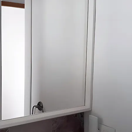 Casa Centrica En Conil: Ideal Para Familias Y Parejas, 2 Hab, 2 Banos, Terraza Panoramica - Es-180-246 Villa
